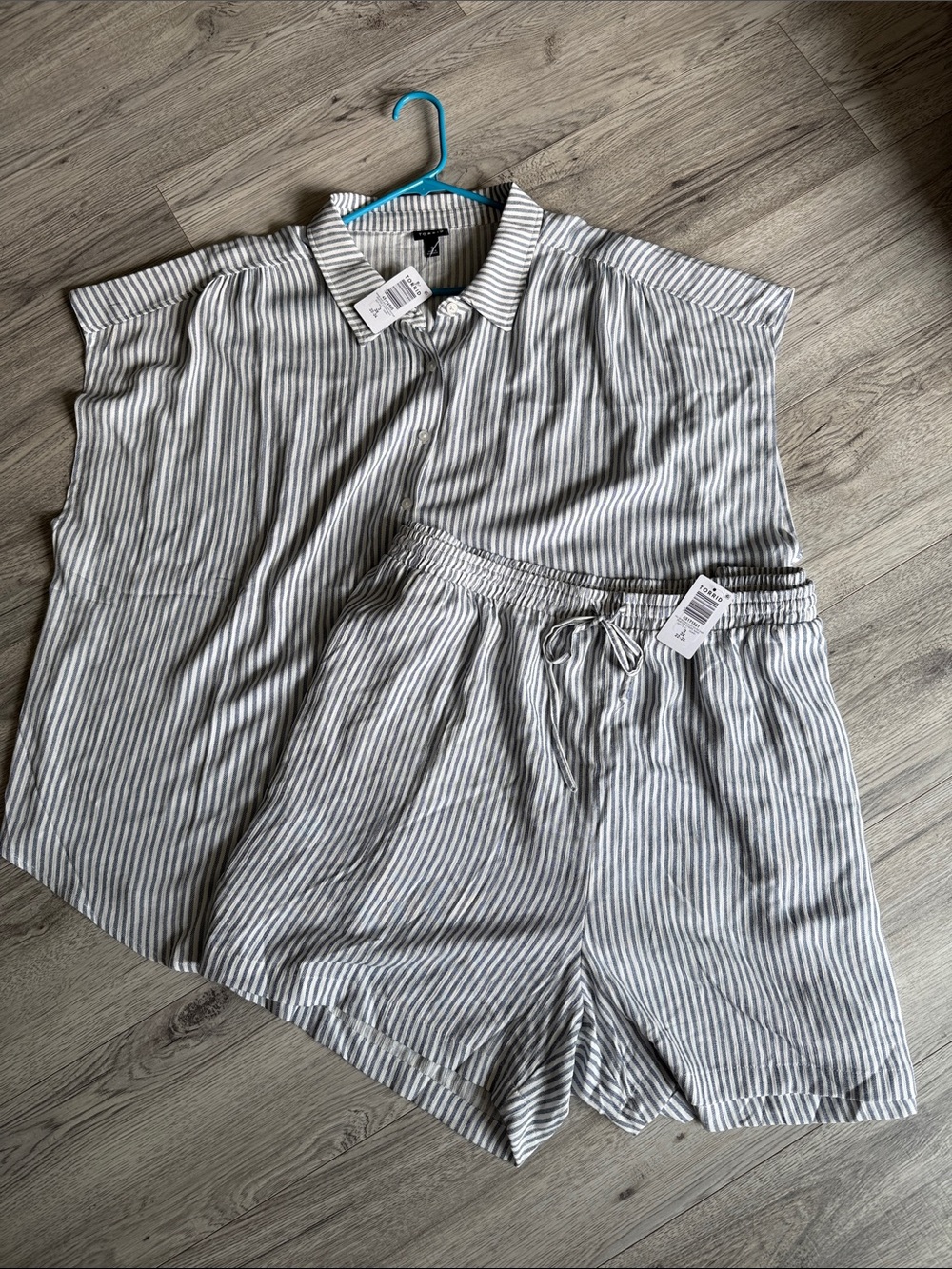 Torrid Striped Button Down Dolman Shirt and Matching Pull on Shorts